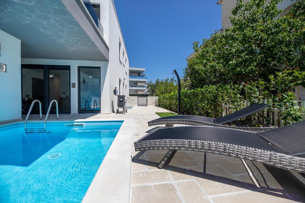 Luxury Villa Adria Apartments Крк Екстер'єр фото
