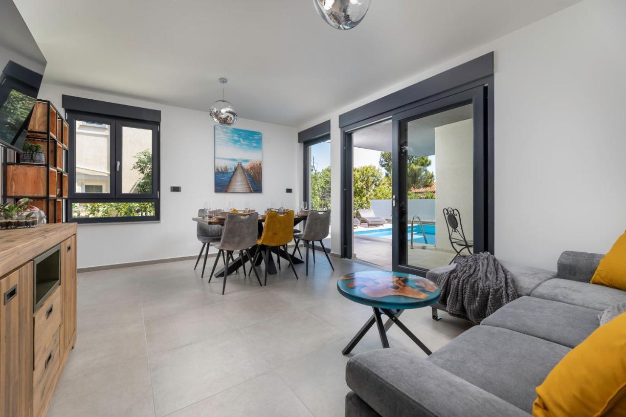 Luxury Villa Adria Apartments Крк Екстер'єр фото