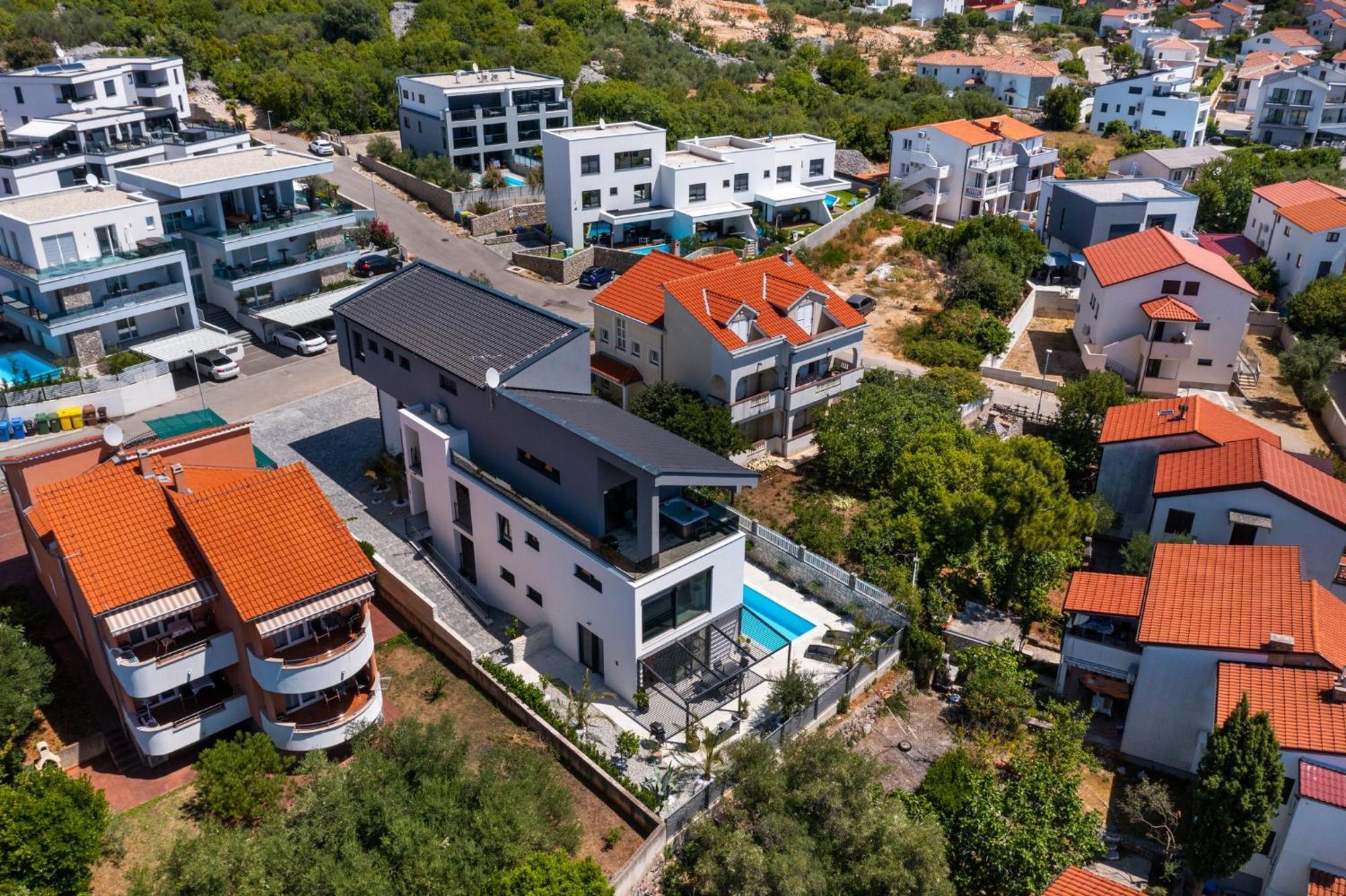 Luxury Villa Adria Apartments Крк Екстер'єр фото