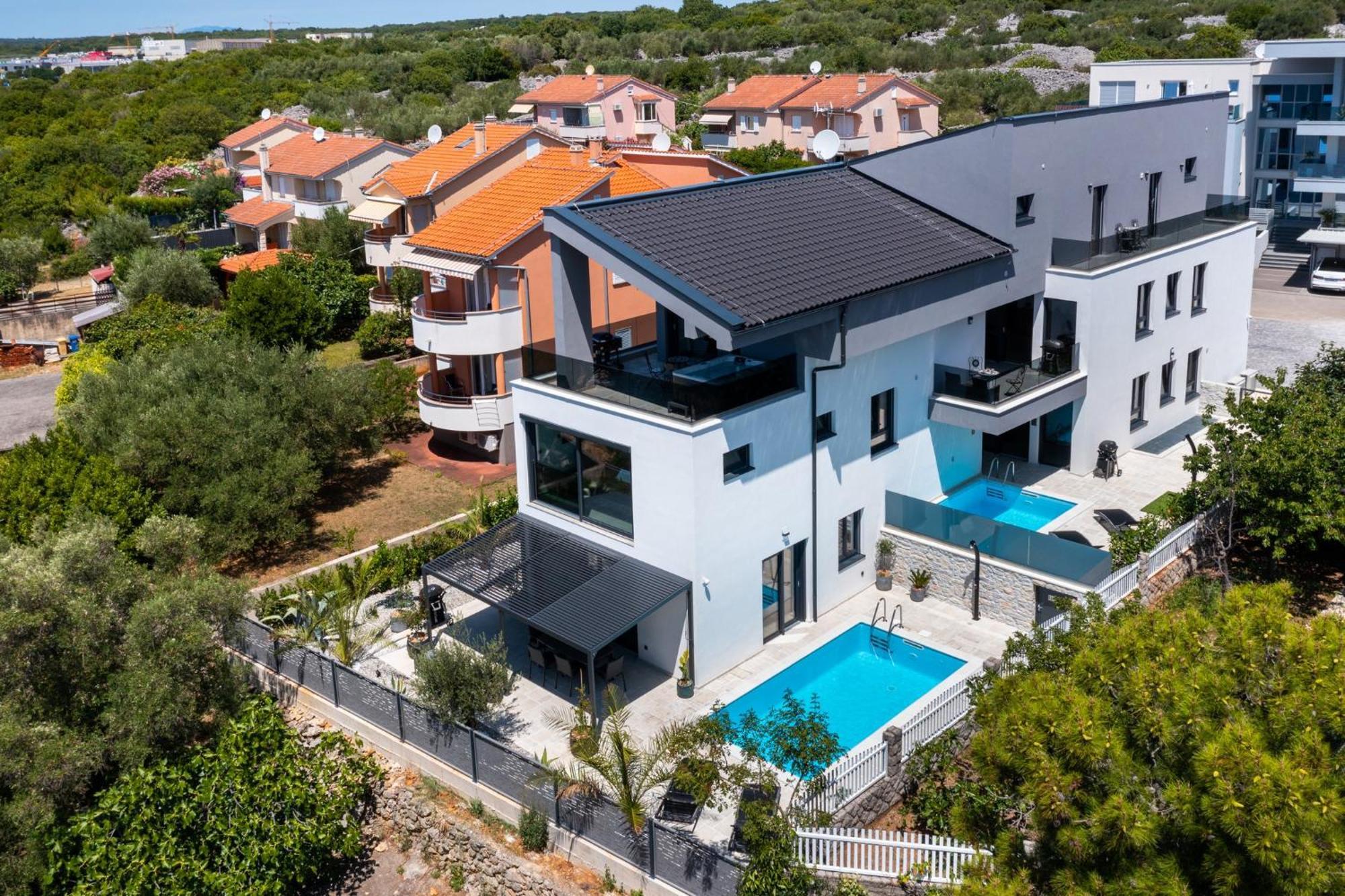 Luxury Villa Adria Apartments Крк Екстер'єр фото