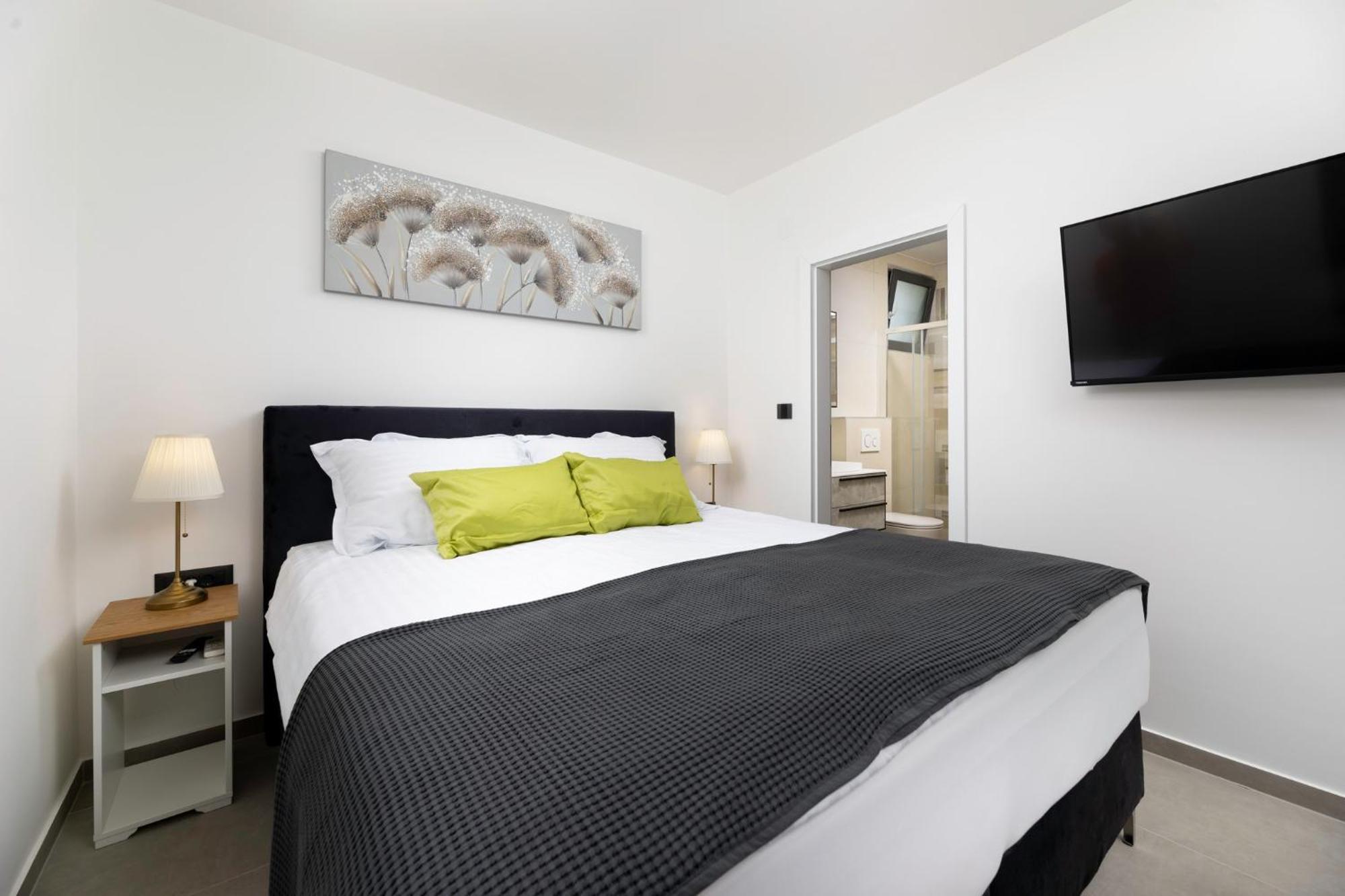 Luxury Villa Adria Apartments Крк Екстер'єр фото
